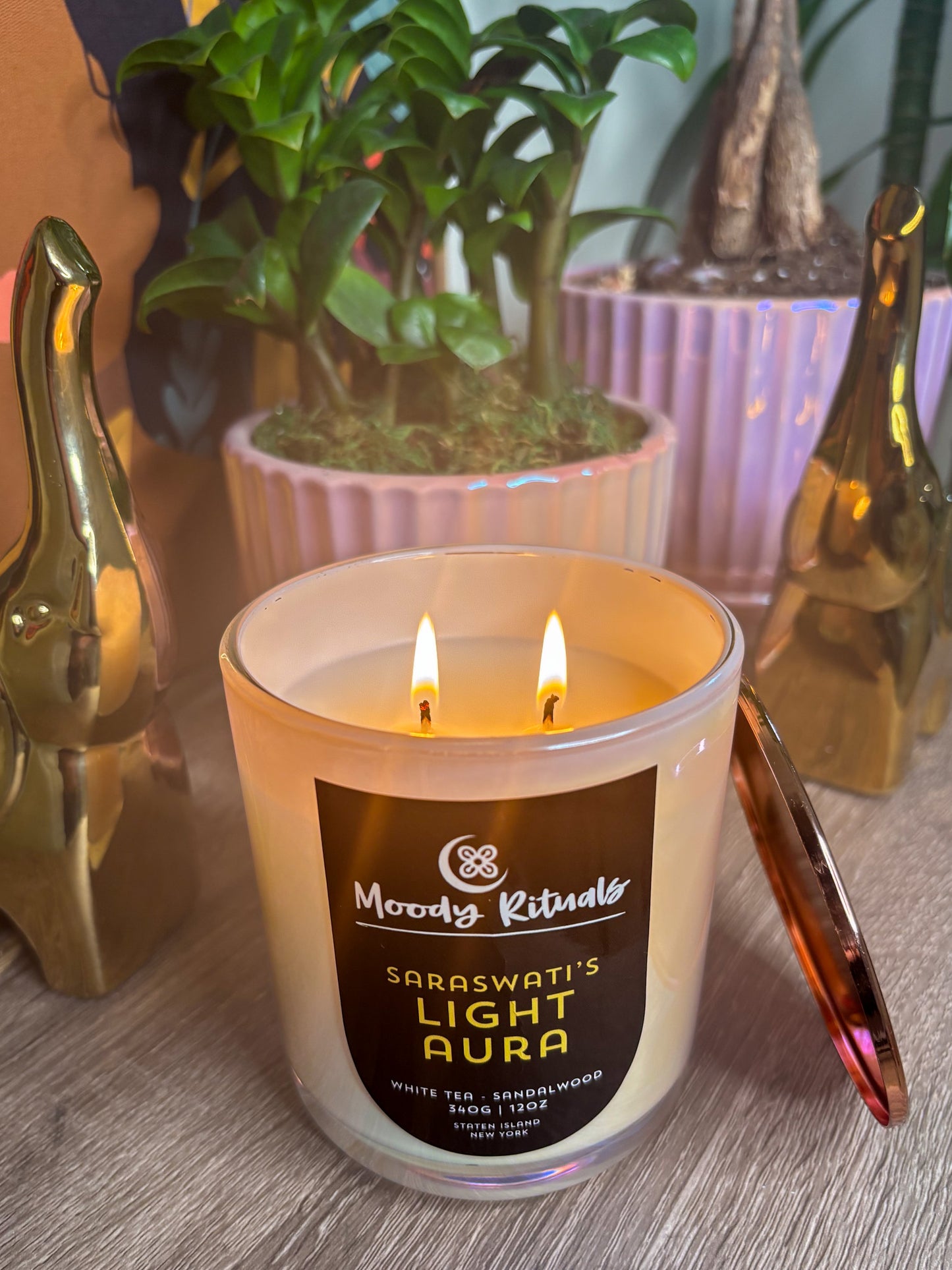 Saraswati's Light Aura